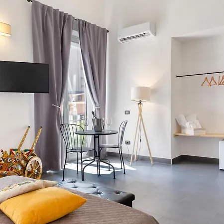 Bed & Breakfast Bb Hotel Pupi 93 Palermo